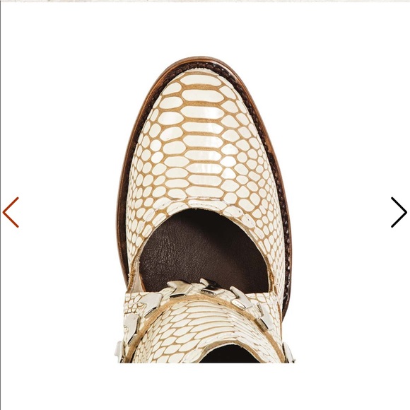 Never Worn Blade by Freebird by Steven - Women’s Size 9 - Picture 3 of 6